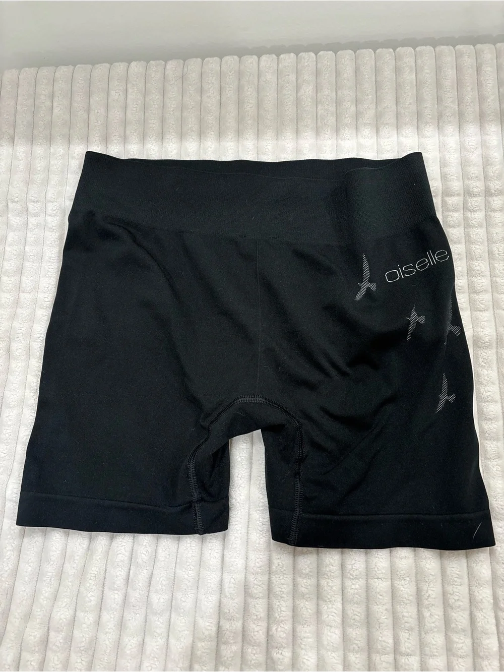 oiselle Black Women's Athletic Bike Shorts with Bird Motif